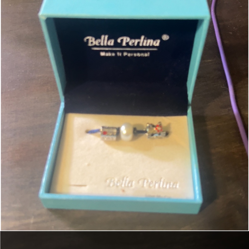 Bella Perlina live my cat charms
